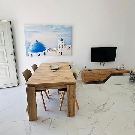 Santana Apartments Періволос Екстер'єр фото