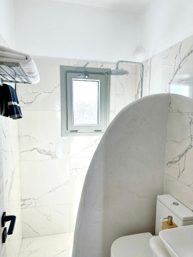 Santana Apartments Періволос Екстер'єр фото